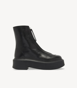 Zipped Boot I Black